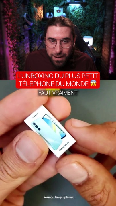 L'UNBOXING DU PLUS PETIT TÉLÉPHONE DU MONDE😱