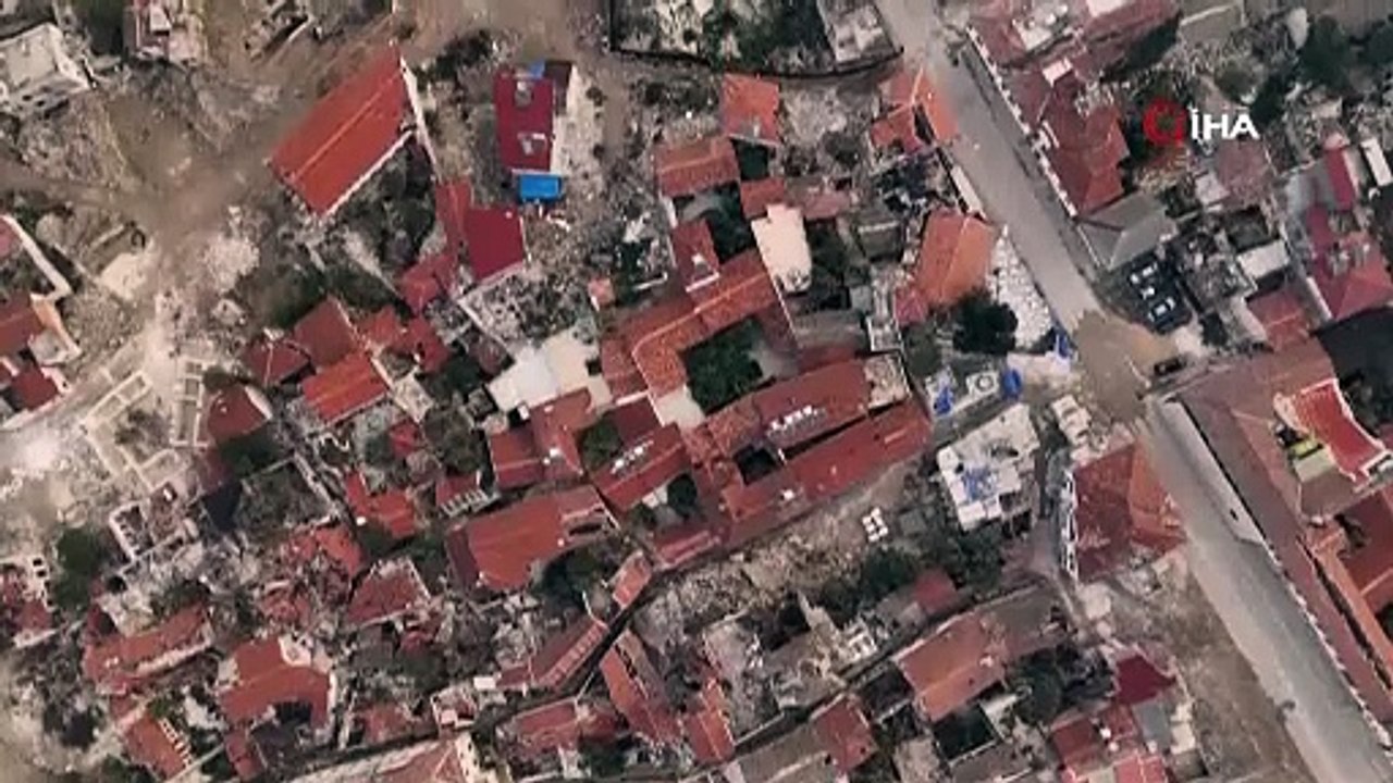 Asrın felaketinin 2. yıl dönümünde kent merkezinden kahreden manzara