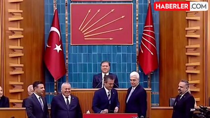 Demokrat Parti'den istifa eden Cemal Enginyurt ve Salih Uzun CHP'ye katıldı