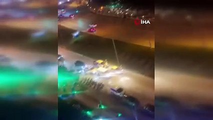 Asker Eğlencesi Trafikte Olay Oldu: Gençler Yolu Kesti, Halay Çekti