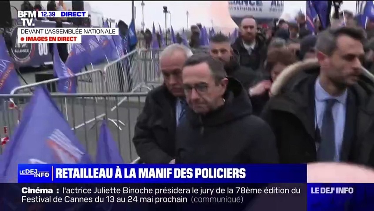 Bruno Retailleau à la rencontre des policiers qui manifestent devant l'Assemblée nationale pour réclamer une hausse de leur budget
