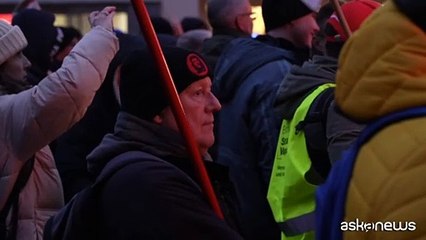 Germania, Wagenknecht: serve governo che dica stop a Trump e migranti