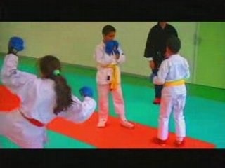Karaté Kids Miramas 2008 clip No2