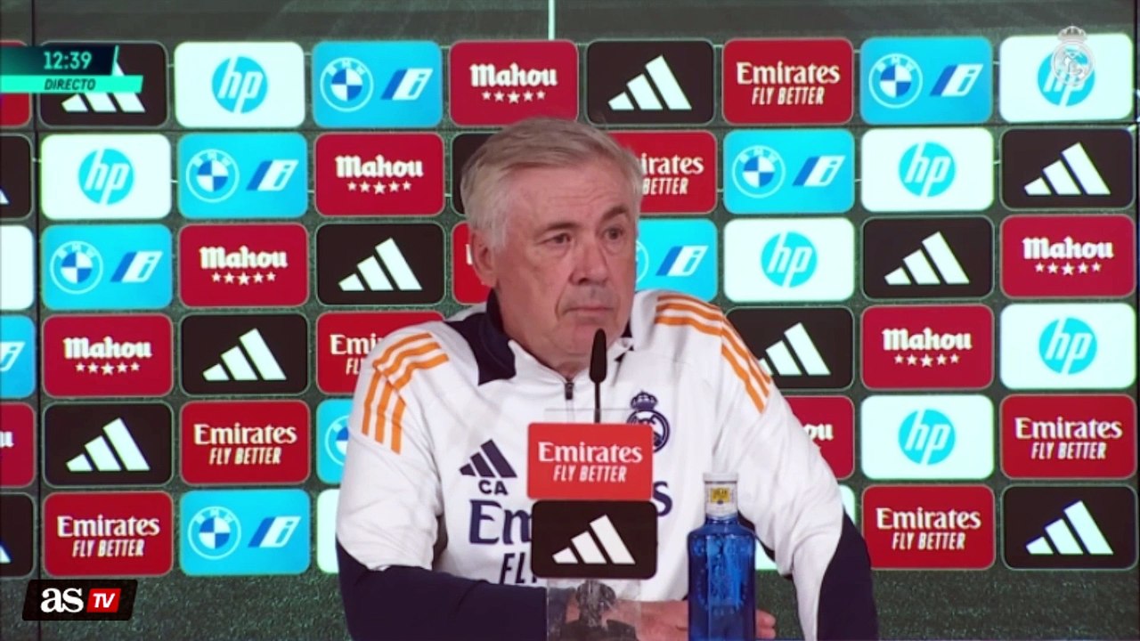 Ancelotti explica las cualidades de Tchouameni para jugar de central