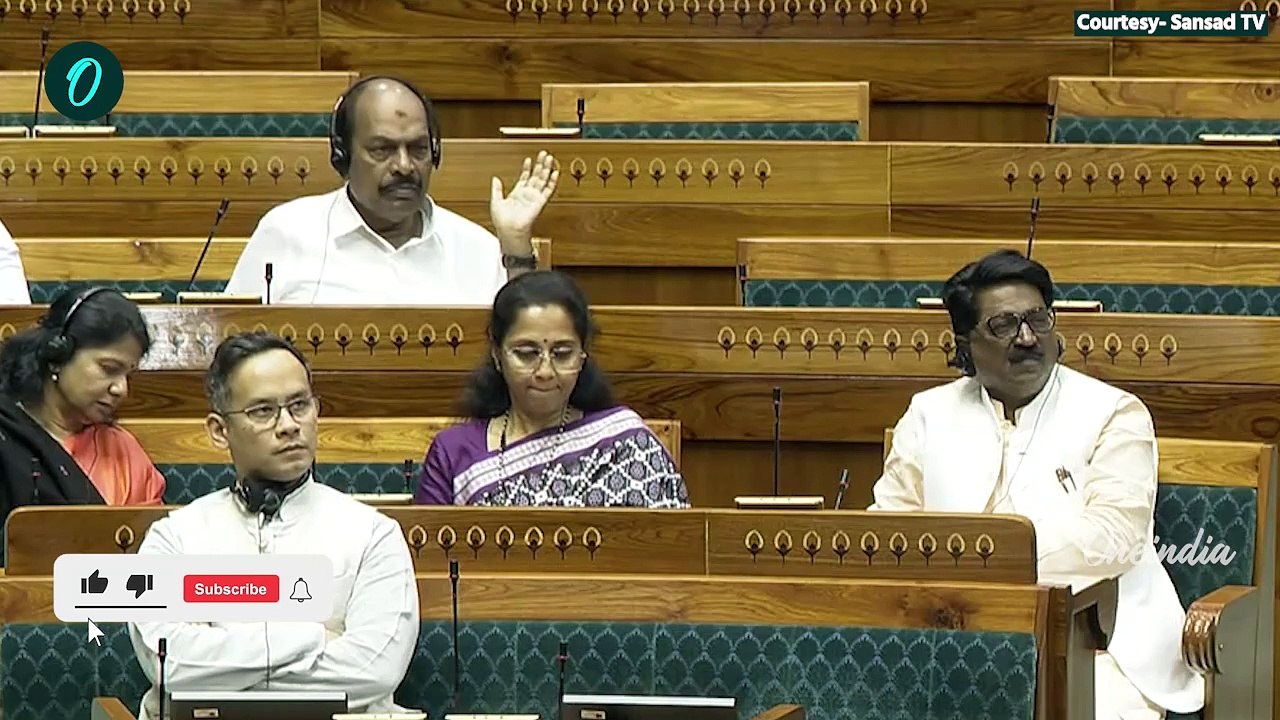 Akhilesh Yadav Loksabha Speech: सामने Priyank Gandhi और अखिलेश ने Congress को घेरा | वनइंडिया हिंदी