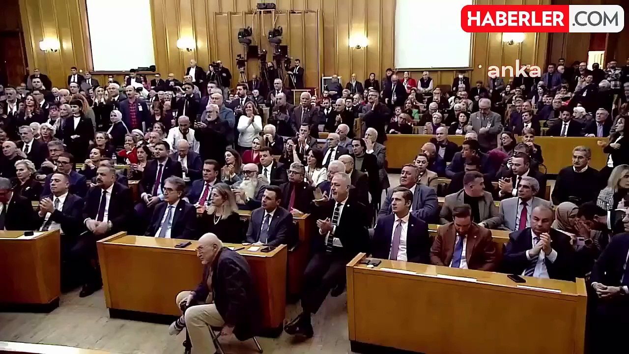 CHP Grup Toplantısı.... Özgür Özel: "Chp Grubu Olarak Teğmenlerin Çıkış Tazminatlarını Ödeyeceğiz"