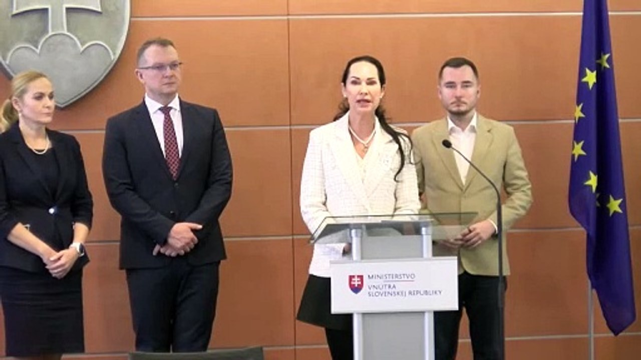 ZÁZNAM: MV: V súvislosti s bombovými hrozbami na VŠ boli prijaté ďalšie opatrenia