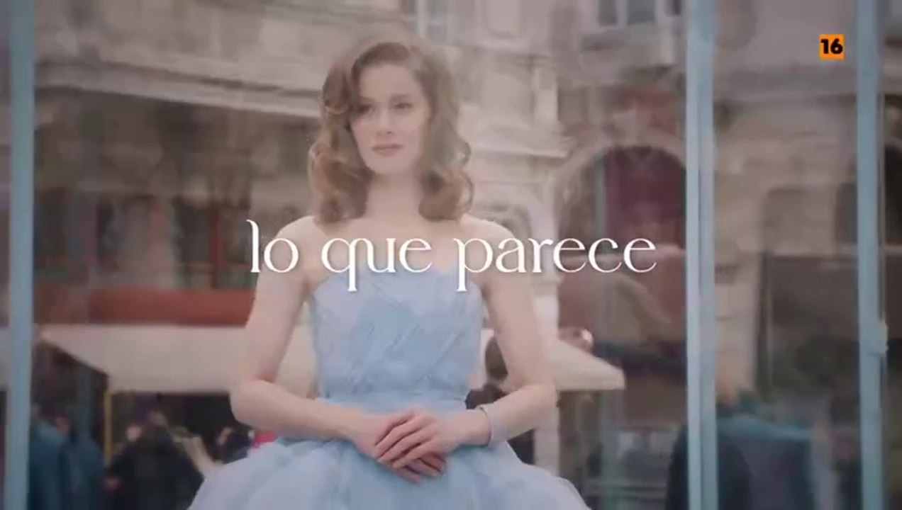 TRAS EL CRISTAL ❤️ (Camdaki Kız). Nadies Es Lo Que Parece. Con Burcu Biricik, Selma Ergeç, Feyyaz Serifoğlu. Serie Turca