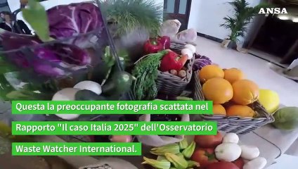 Cresce lo spreco  a tavola: buttato  cibo per 14 miliardi
