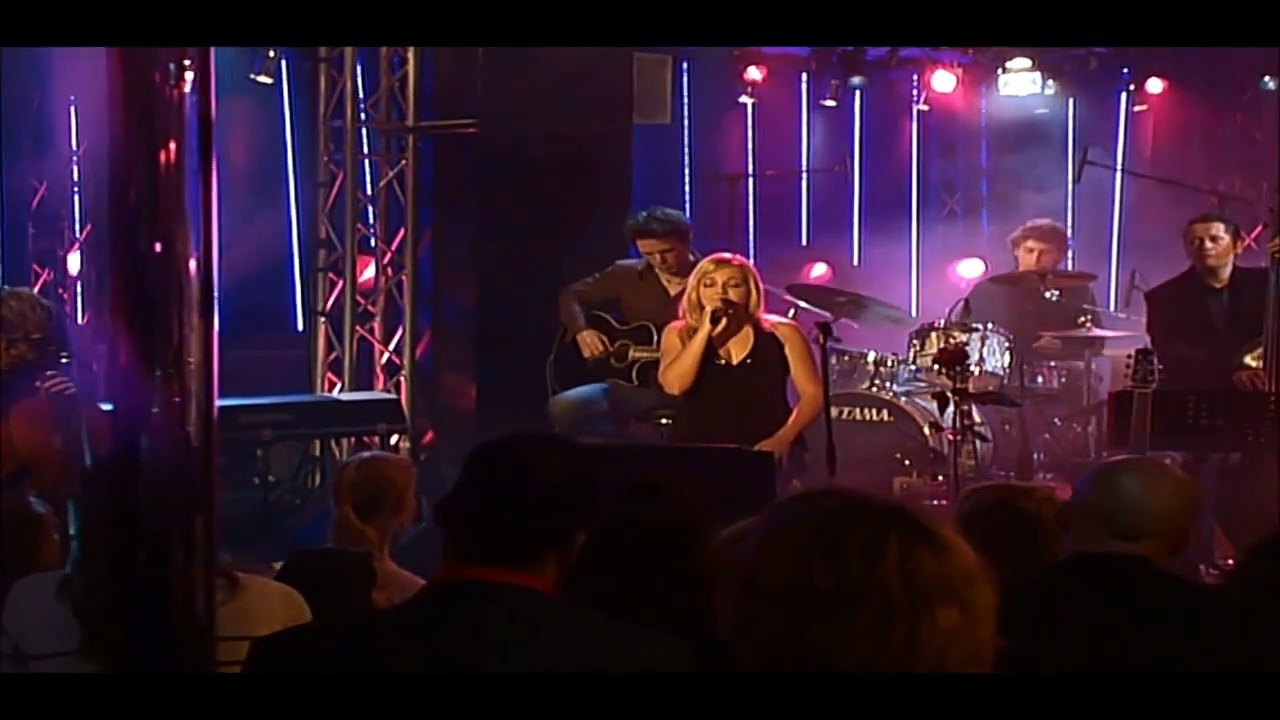 ANNETT LOUISAN — „Das Spiel“ | von „Annett Louisan - Unausgesprochen/Live“ / (Erscheinungstermin: 3. Februar 2006)