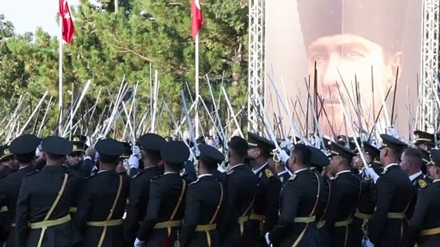 Teğmenler TSK’dan neden ihraç edildi?