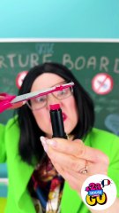 Comment Apporter du Rouge à Lèvres à l'École comme un Pro ! 😎💄