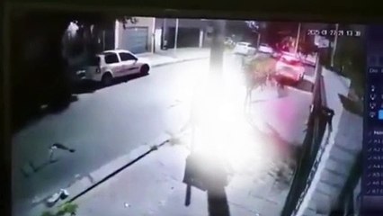 VIDEO: Señor de la tercera edad mata a ladrón que intentaba llevarle su celular