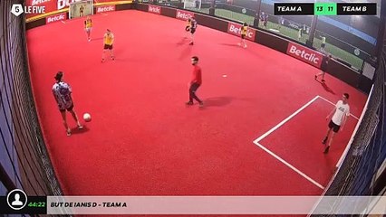 But de Ianis D - Team A