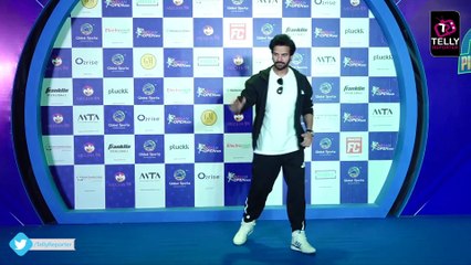 Bigg Boss 18 Winner Karanveer Mehra Flaunts His Abs In Style