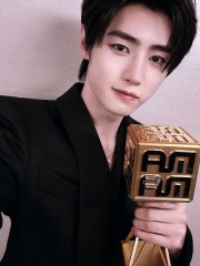 Park sunghoon very handsome man😩