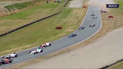 Formula Regional Oceania Championship 2025 Teretonga Race 2 Start Lawley Bowling Big Crash