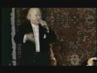 Blond-Blond en concert chante Le père et la mère