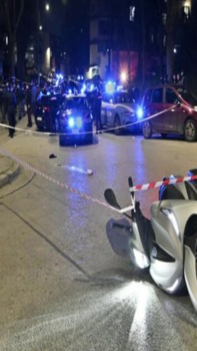 Sparatoria nella periferia nord di Napoli: nell’agguato in strada uccisi due uomini di 32 e 34 anni