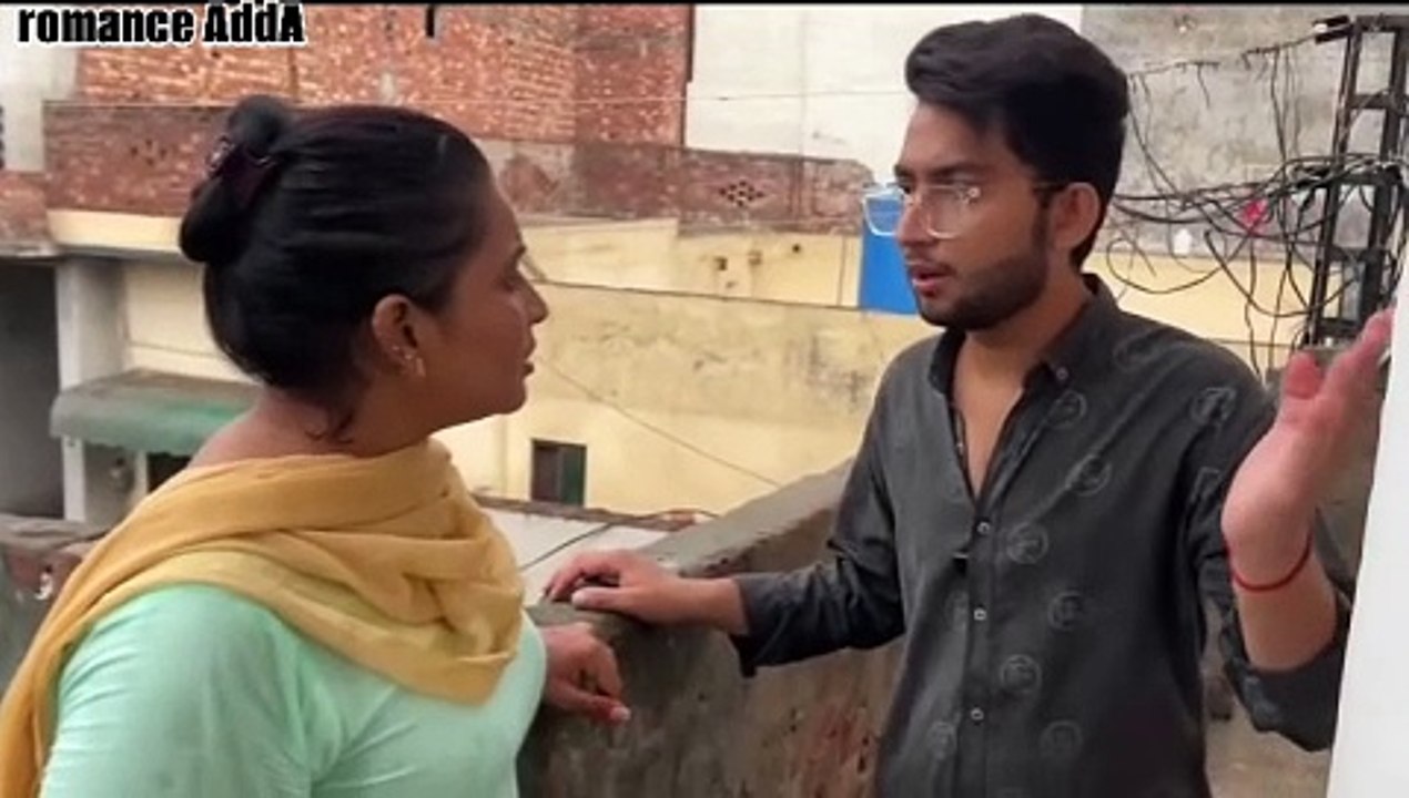 Aunty Romance With Cable Operator  Hindi Romantic Love Story  Wife Affair  New Web Hindi Series