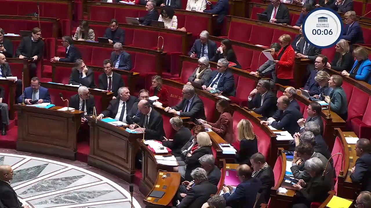 2ème séance : Questions au Gouvernement ; Interdiction des dispositifs électroniques de vapotage à usage unique (CMP) - Mardi 4 février 2025
