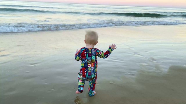 SURFERS PARADISE BEACH AUSTRALIA ||