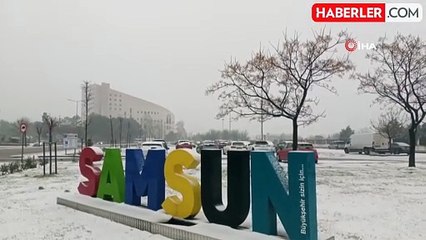 Samsun Beyaz Örtüyle Kaplandı: Yoğun Kar Yağışı Hayatı Etkiledi