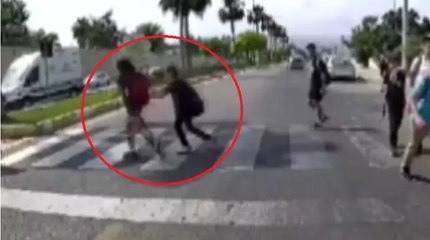 Yaya geçidinde 11 yaşındaki Elif’in hayatını kaybettiği arkadaşının ağır yaralandığı kaza kamerada