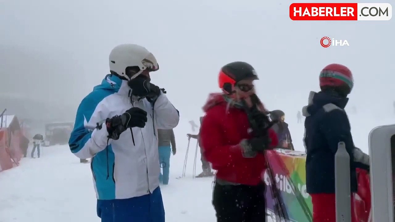 Uludağ'da Yoğun Kar Yağışı ve Kayak Keyfi