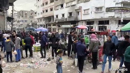 I palestinesi a Gaza distrutta: "vivremo o moriremo qui"