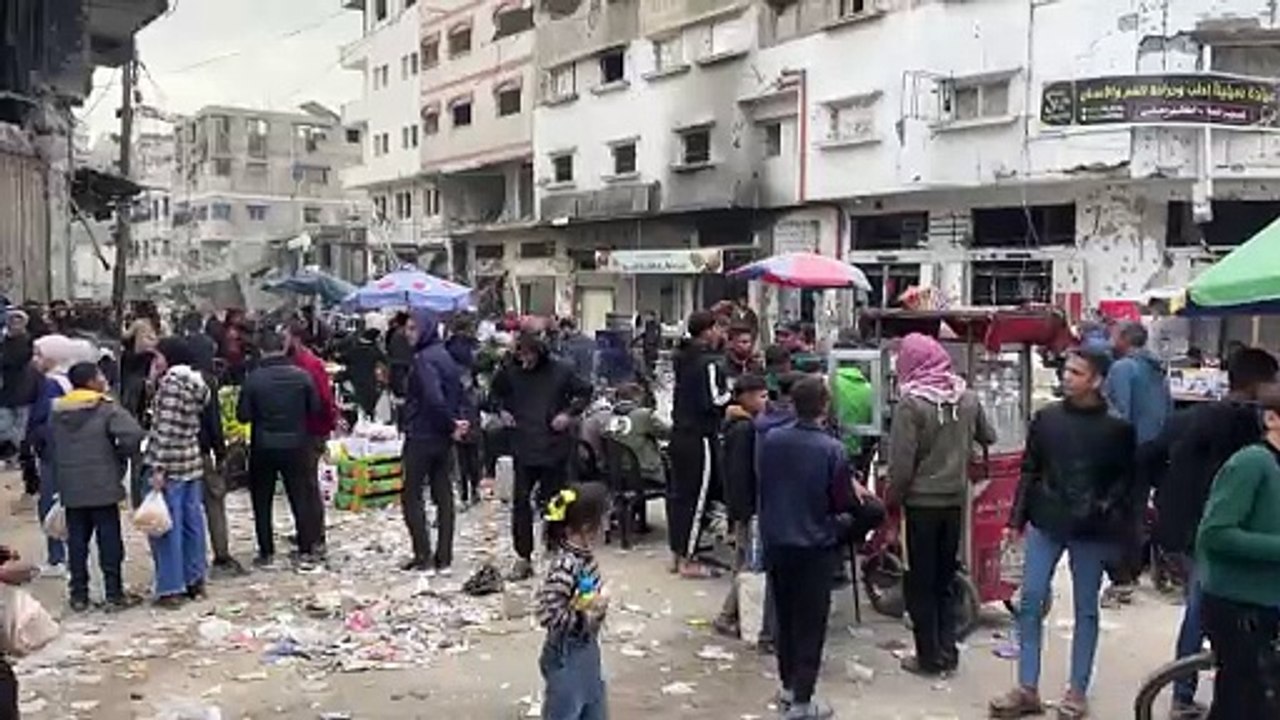 'Hier leben oder sterben': Palästineser in Gaza gegen Trumps Umsiedlungsplan