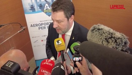 Incendio Ciampino, Salvini: "Atto criminale, si indaghino anche stranezze sui binari"