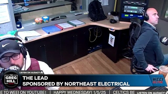 Will this Bruins team go as far as David Pastrnak will take them? #NHL Pasta now has an 11-game assist streak!