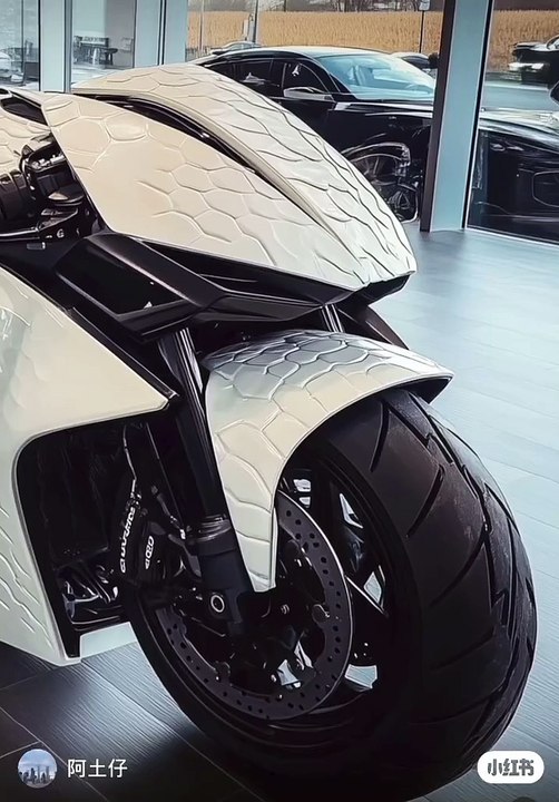 Camera_xhs_1738498541145