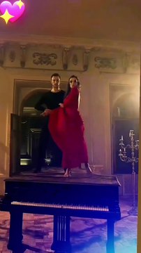 Aaj Dikha De Muje Love Kar k #reels #shorts #spotlight #viralvideo #foryou #trending #snap #youtube#trend #foryou #tiktok #trending #viral #video #fyppppppppppppppppppppppp #explore #foryoupage #newtrend #explorepage