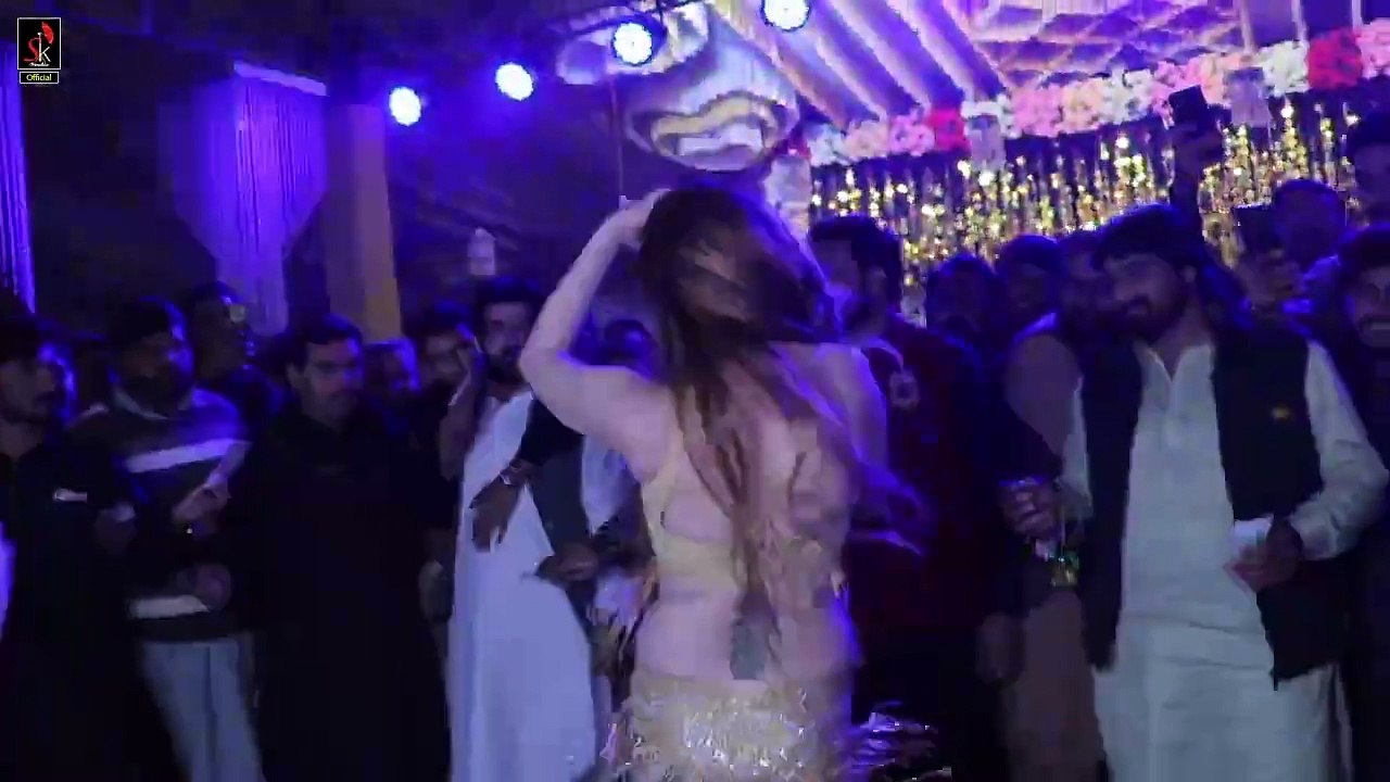 Kundi Tor Ka Mery Kamry dy vich Aya - Titlee jaan Hot Mujra Dance Perfomance 2024_2