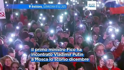 Slovacchia: migliaia in piazza contro le posizioni filo-russe di Robert Fico