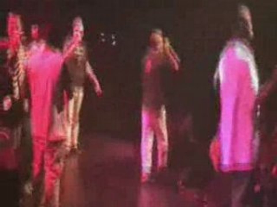 Concert shadow posse avec virus