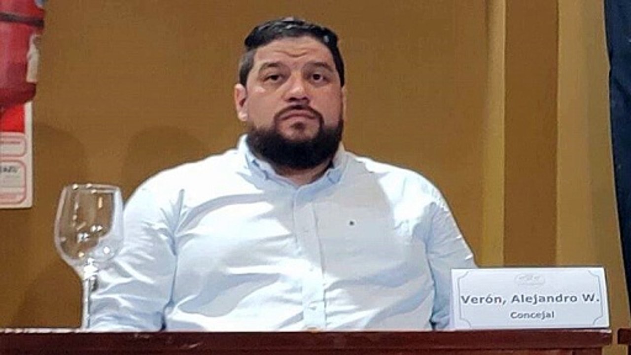 Concejal de Iguazú, Alejandro Verón (UCR) formula fuerte denuncia contra el diputado nacional Martín Arjol