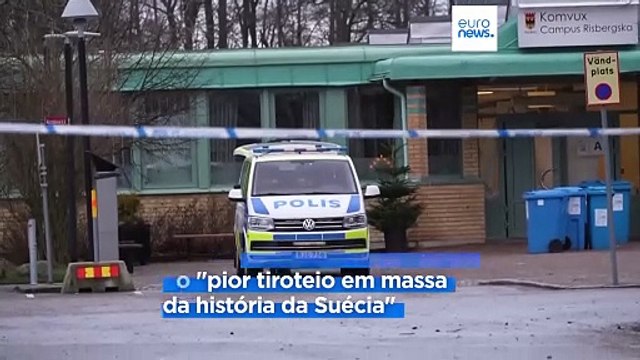 Homenagens no local do tiroteio numa escola sueca. Número de mortos sobe para 11