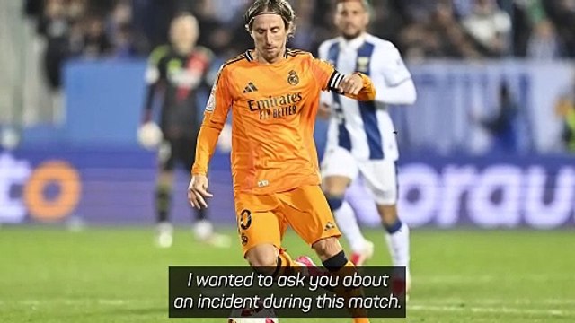 Ancelotti backing Modric after apparent spat with Vini Jr