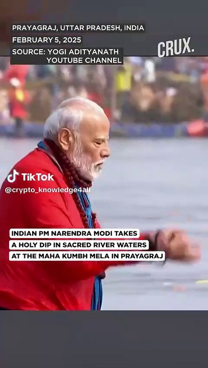 PM Modi in maha kumb