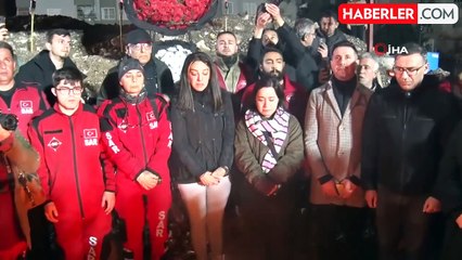 Adana'da Depremde Hayatını Kaybedenler Anıldı