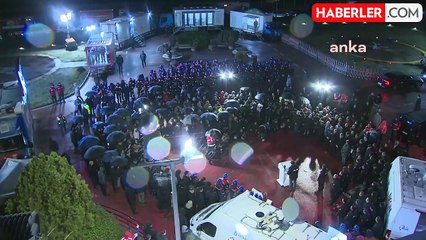 Ekrem İmamoğlu: "26 Yılın Sonunda 5,5 Yıldır Görev Yapan Beni Suçlayıcı Tweet Atabiliyorsa Ülkemizin Yönetimi Adına Bir Çürümüşlüktür"