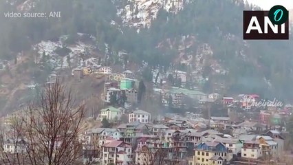 সাদা বরফে ঢাকা পড়ল হিমাচলপ্রদেশ! তুষারপাতের জেরে ফুটে উঠল জম্মু-কাশ্মীরের সৌন্দর্য