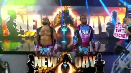 WWE RAW 3/2/2025 THE NEW DAY VS REY MYSTERIO & DRAGON LEE