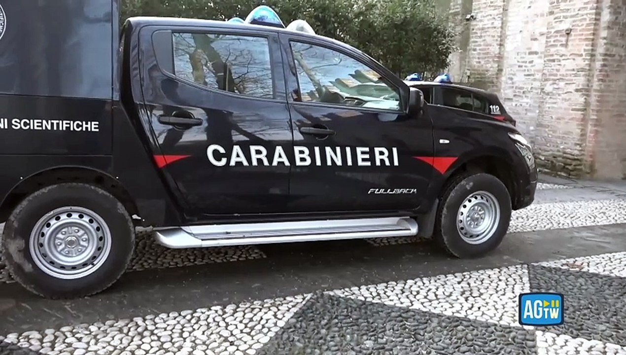 Rovagnati, i resti dell'elicottero e i Ris di Parma sul luogo dello schianto