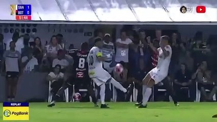 Neymar volvió a Santos y lo recibieron con patadas y un pelotazo en la zona baja - MH SPORTS_3