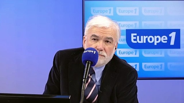 Pascal Praud et vous - Journée mondiale sans téléphone : Éric n'a plus de portable depuis 2008