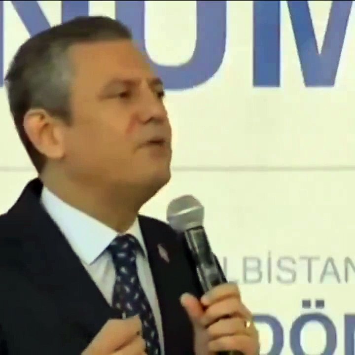 Özgür Özel'den Kaçak Mülteci Açıklaması